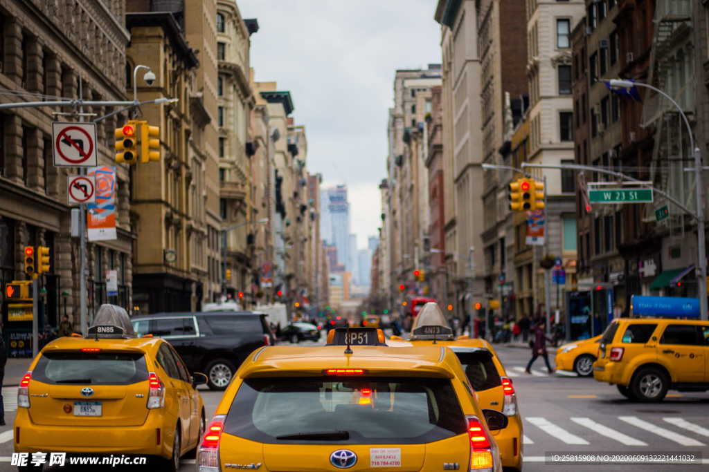 红绿灯交通灯信号灯指示灯图片
