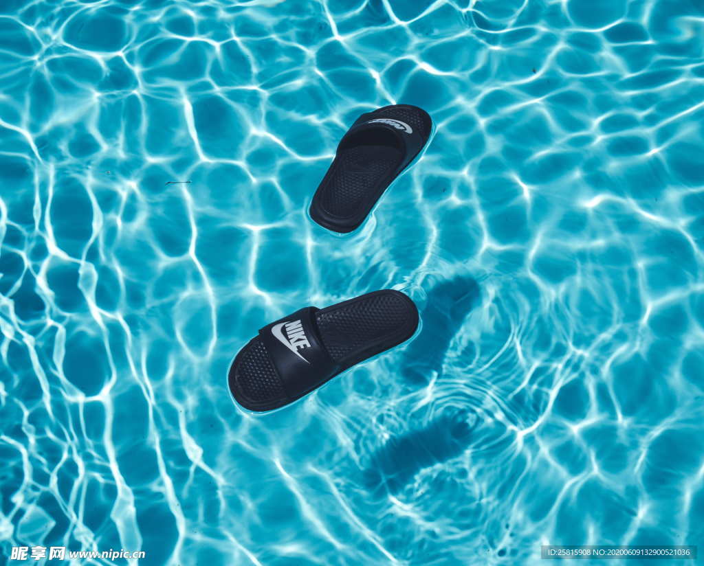 拖鞋人字拖平拖图片