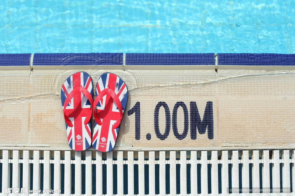 拖鞋人字拖平拖图片