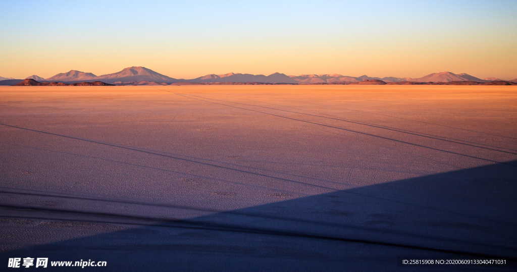 盐湖盐沼盐池盐块风景图片