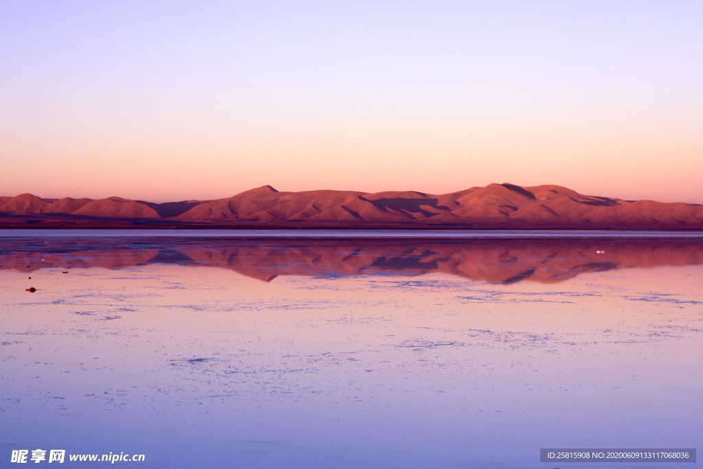 盐湖盐沼盐池盐块风景图片