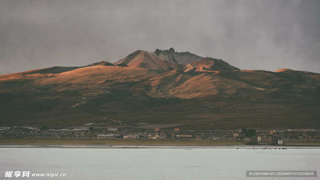 盐湖盐沼盐池盐块风景图片