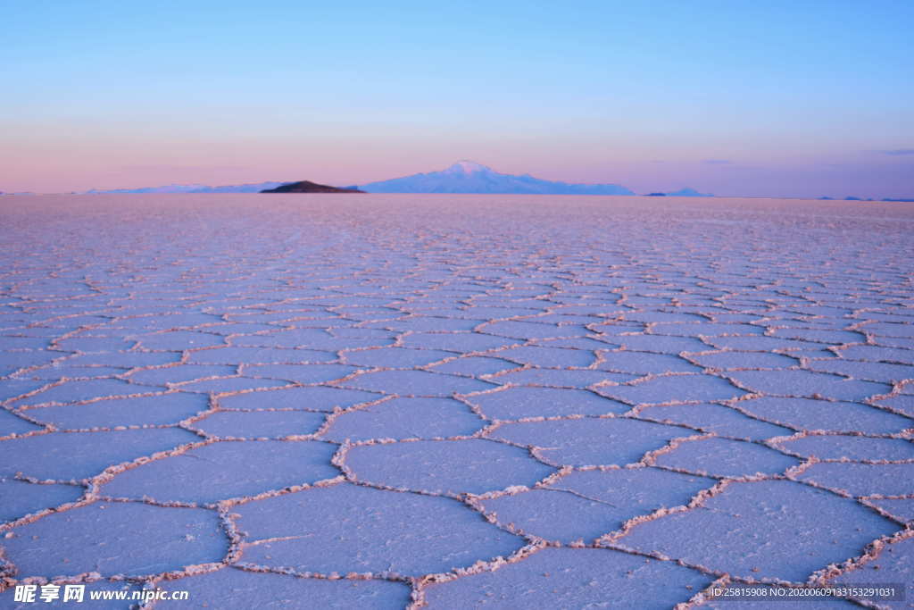 盐湖盐沼盐池盐块风景图片