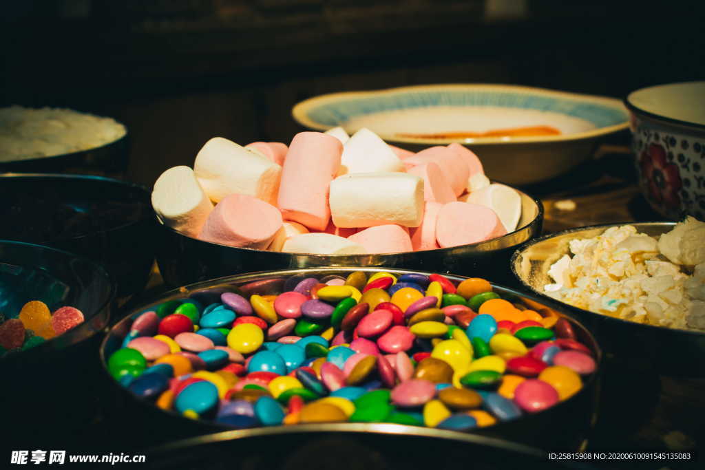 棉花糖软糖酥糖图片