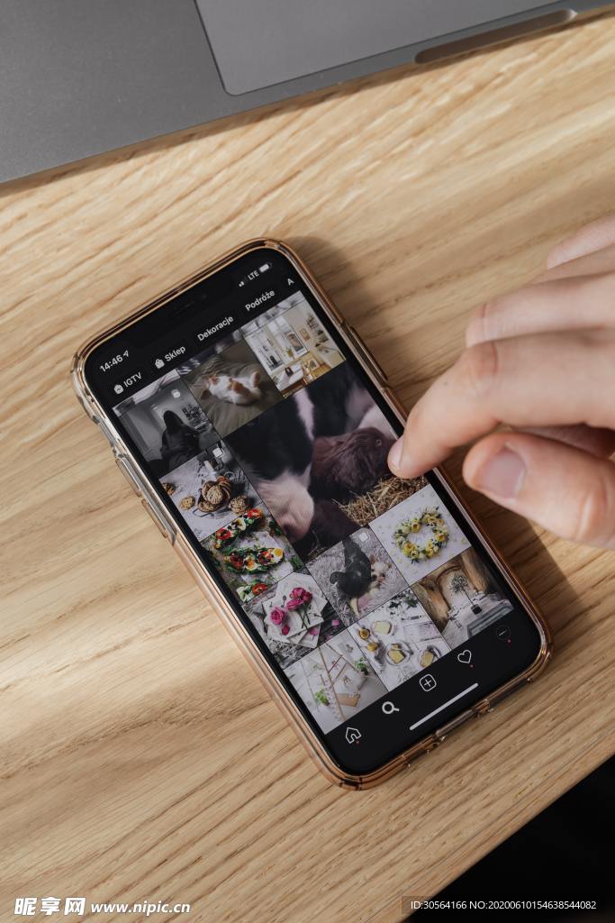 手机视频短视频刷手机观看休闲