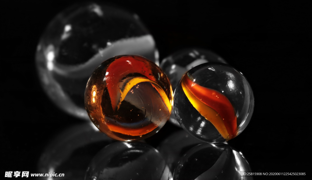 玻璃珠弹珠溜溜球图片