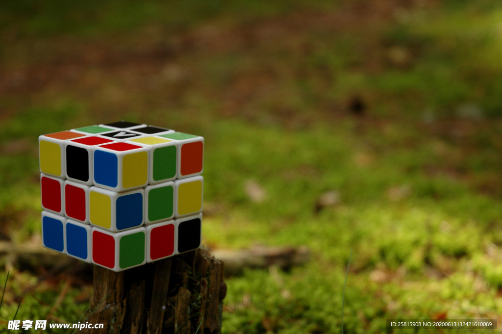 魔方魔术方块扭计骰图片