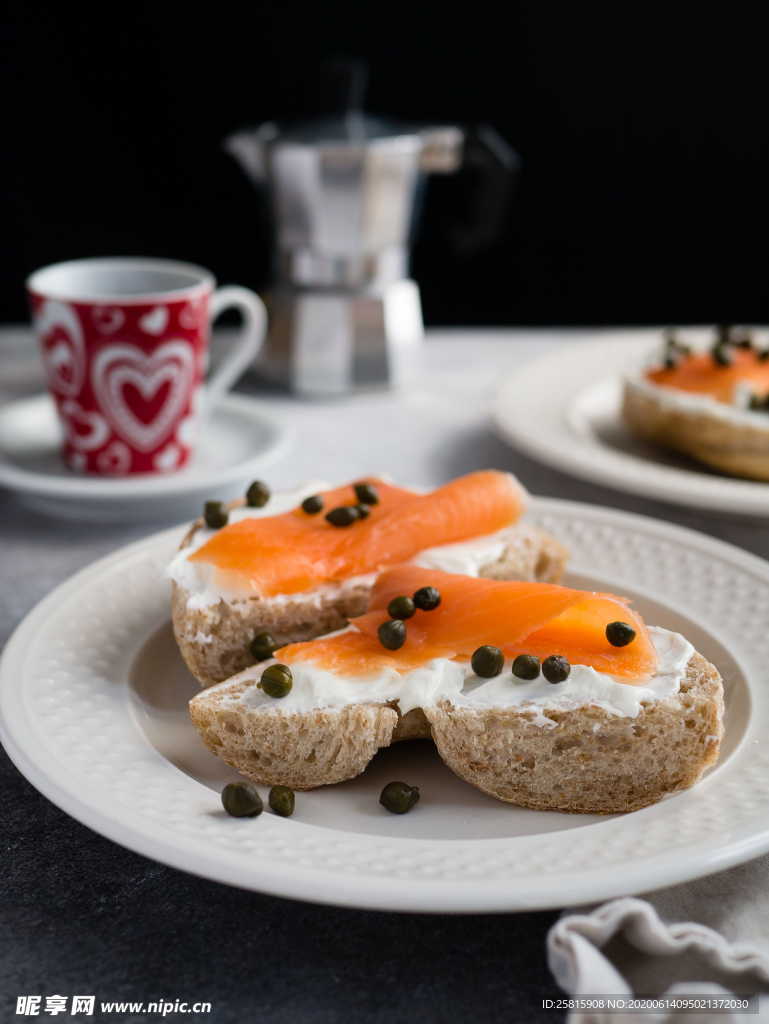 三明治美味早餐图片