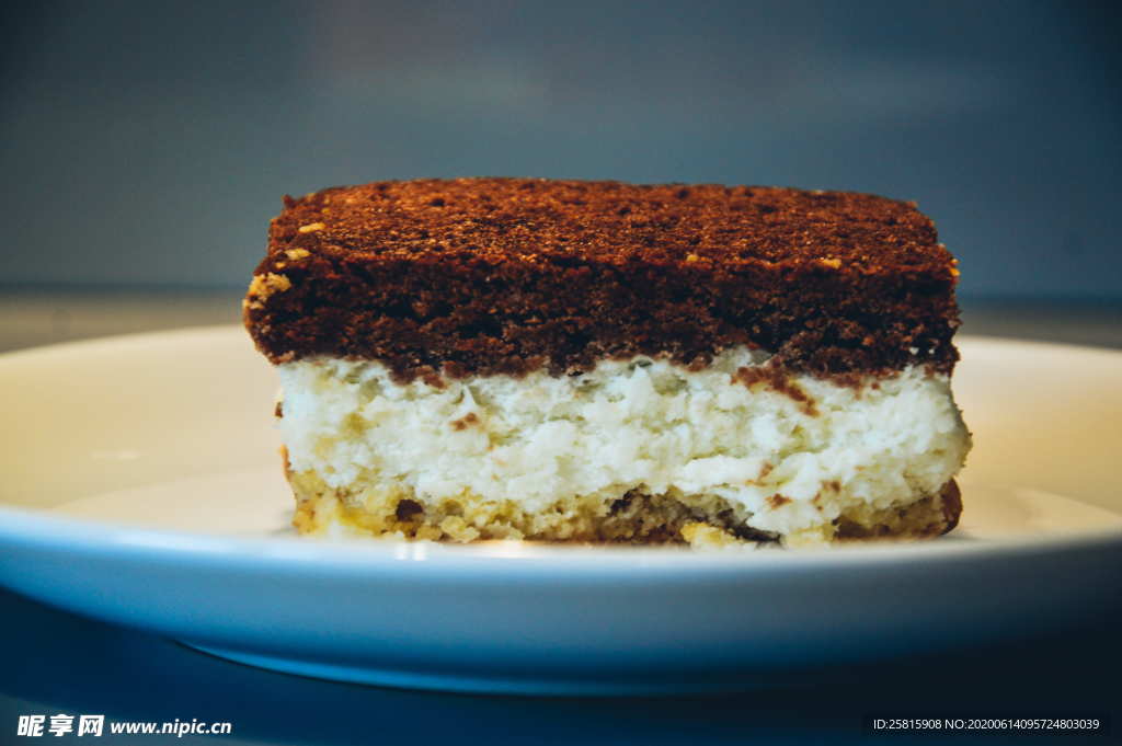 布朗尼蛋糕美味图片