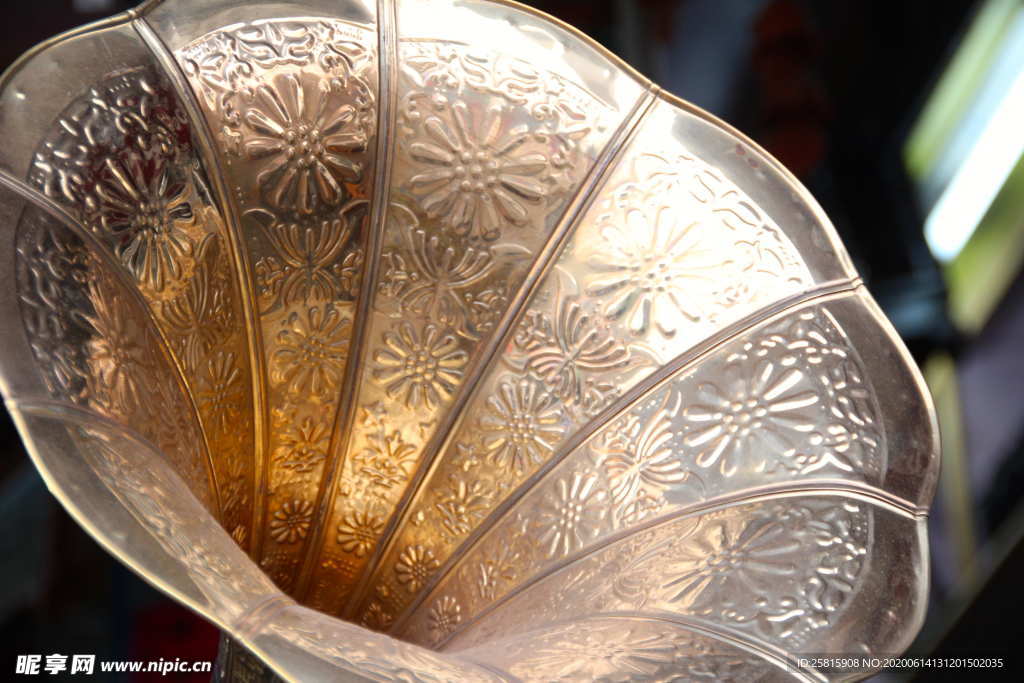 留声机古董文物图片