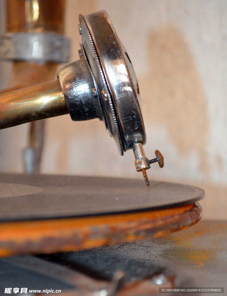 留声机古董文物图片
