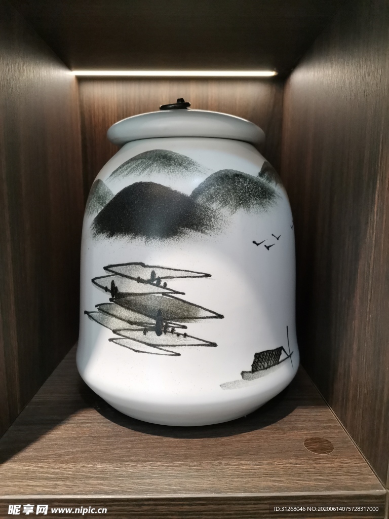 山水画花瓶 新中式陶瓷 白色陶