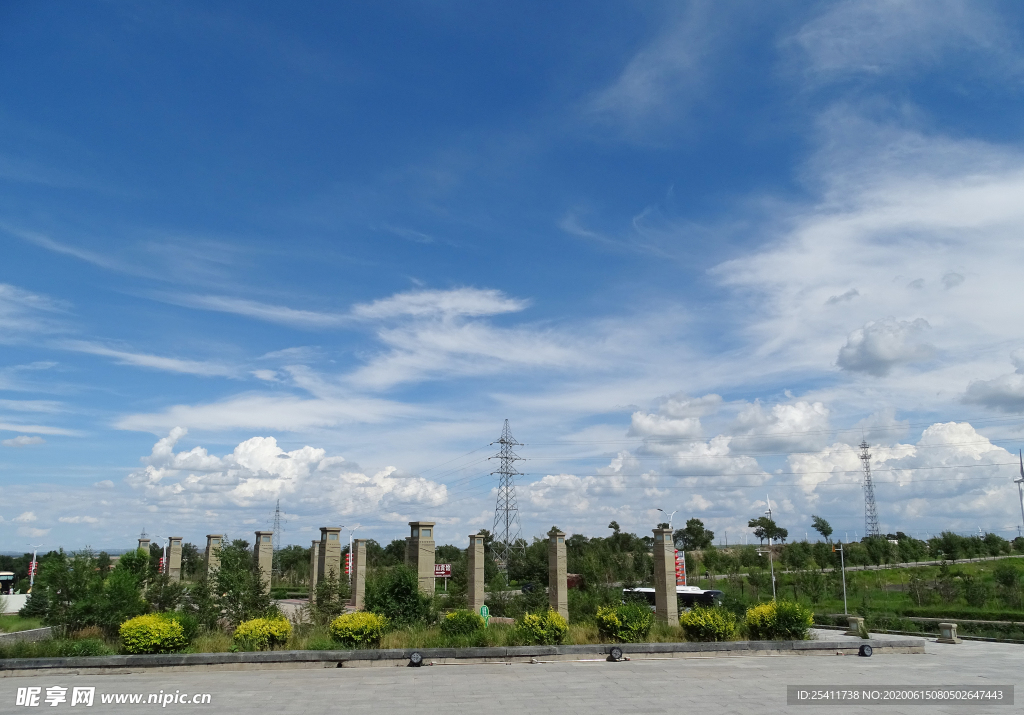 美丽的蓝天白云