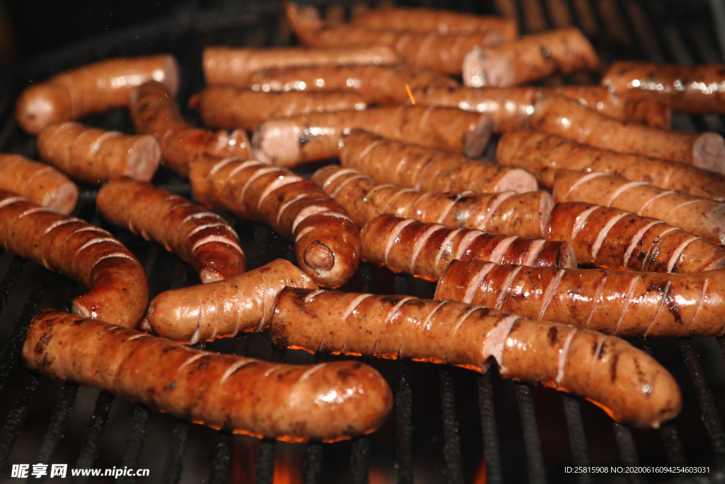 香肠腊肠烤肠图片