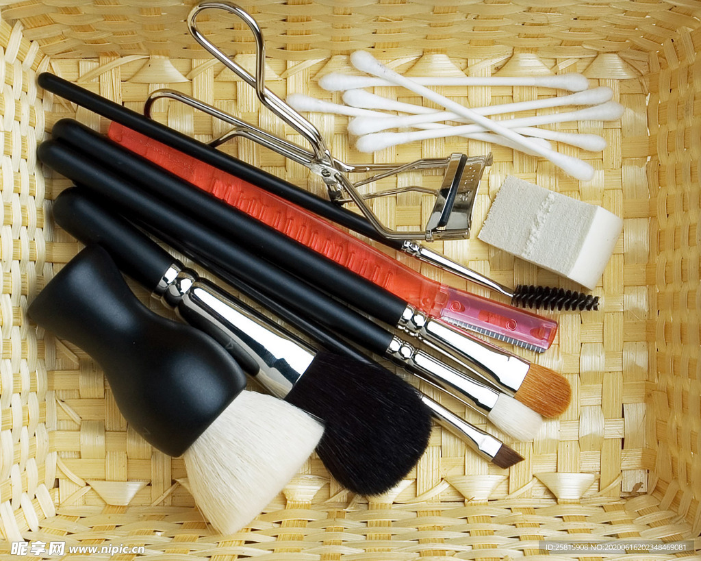 化妆品补妆工具图片