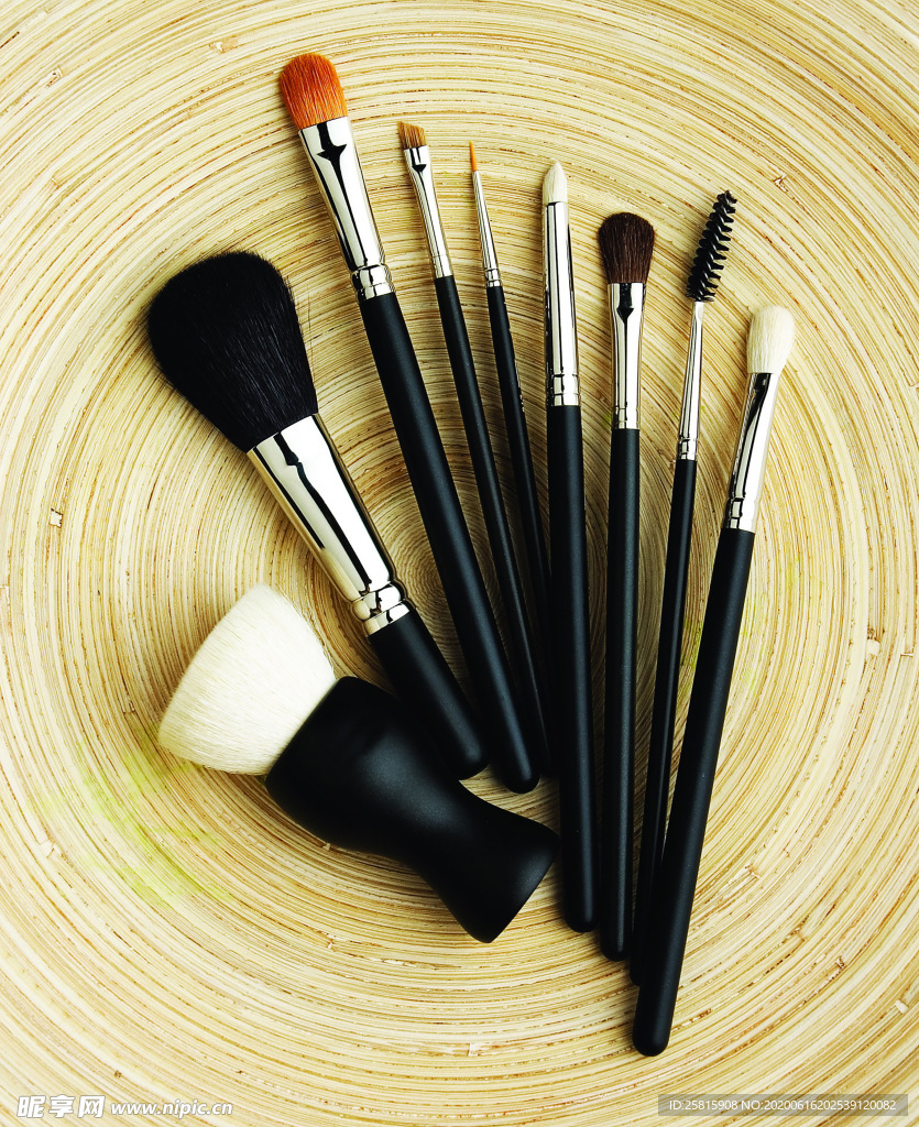 化妆品补妆工具图片