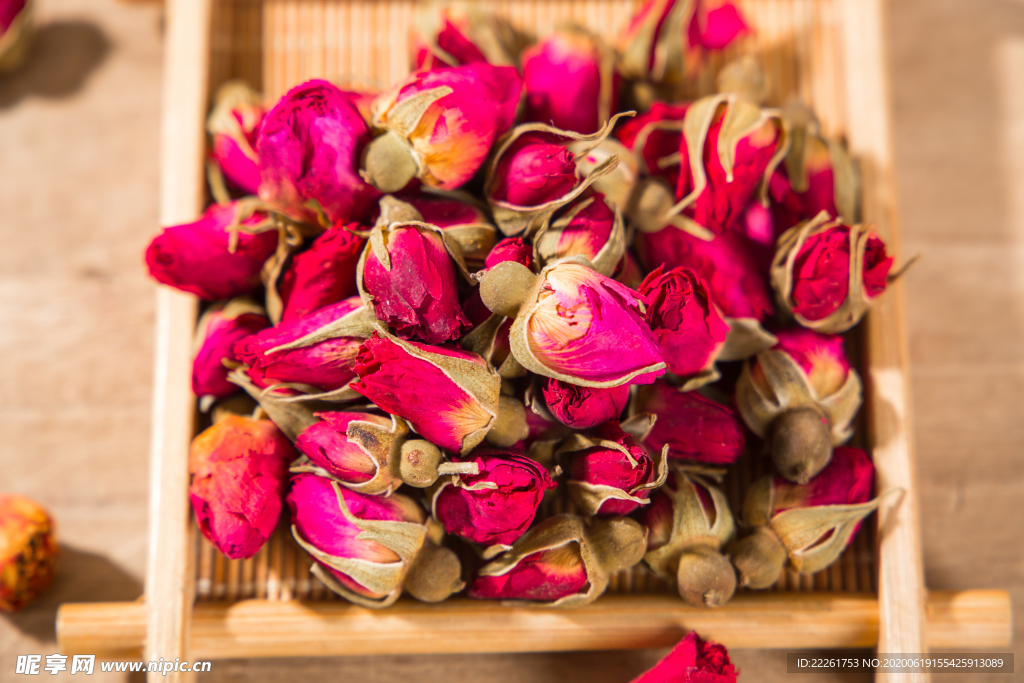 重瓣玫瑰花茶图片