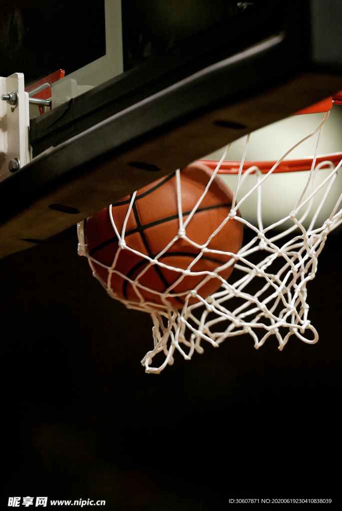 篮球