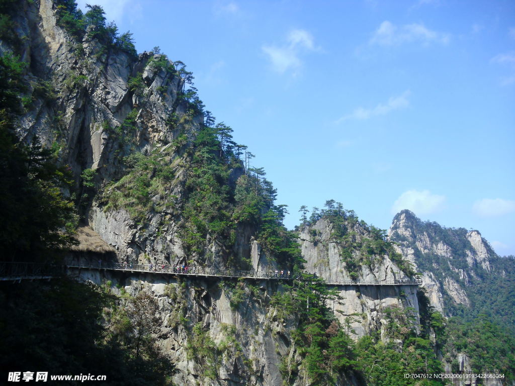 山顶揽胜
