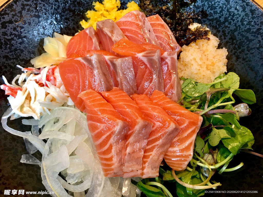 三文鱼鲜美图片