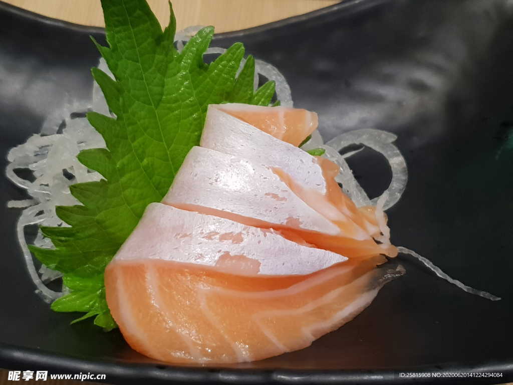 三文鱼鲜美图片