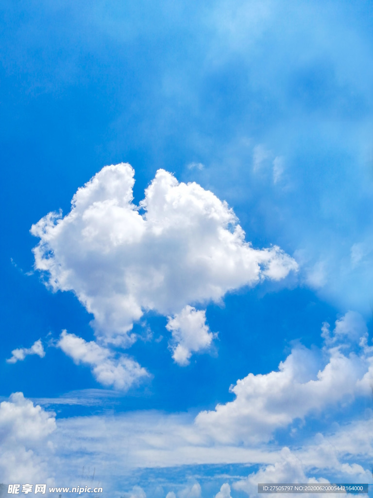 蓝天白云