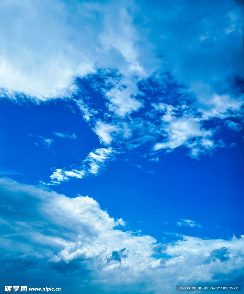 蓝天白云