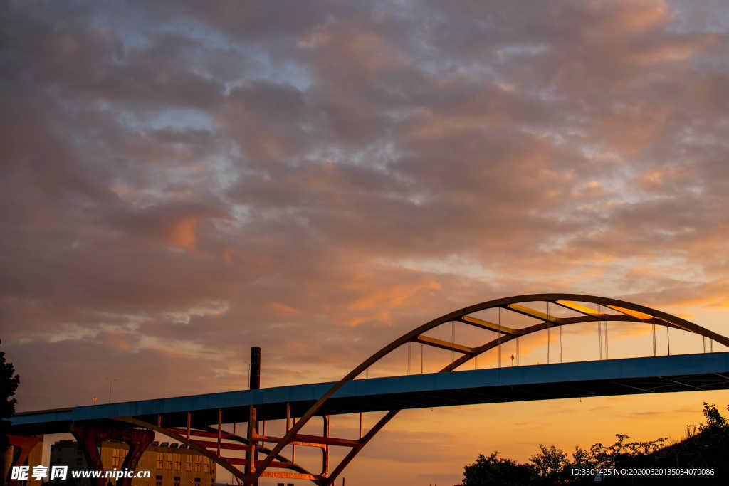 日落城市桥梁