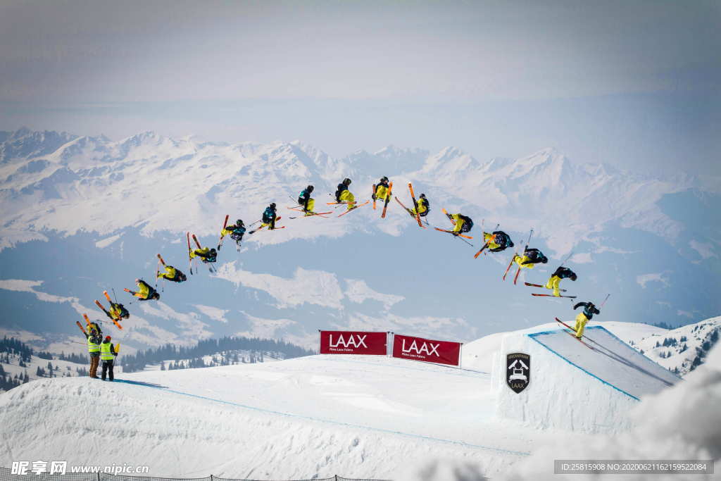 滑雪运动滑雪板图片