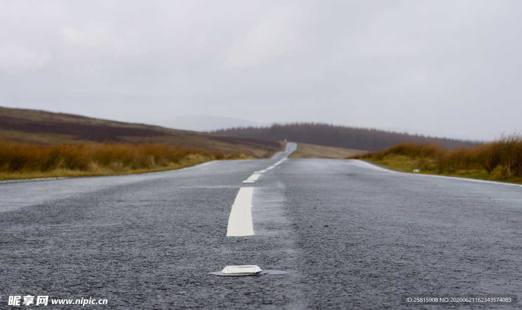 公路马路山路小道路面图片