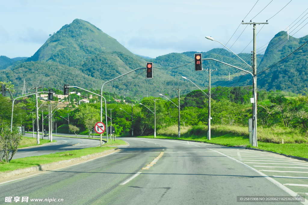 公路马路山路小道路面图片