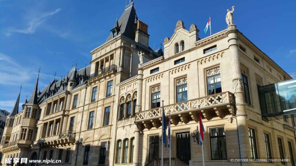 卢森堡城堡古堡建筑图片