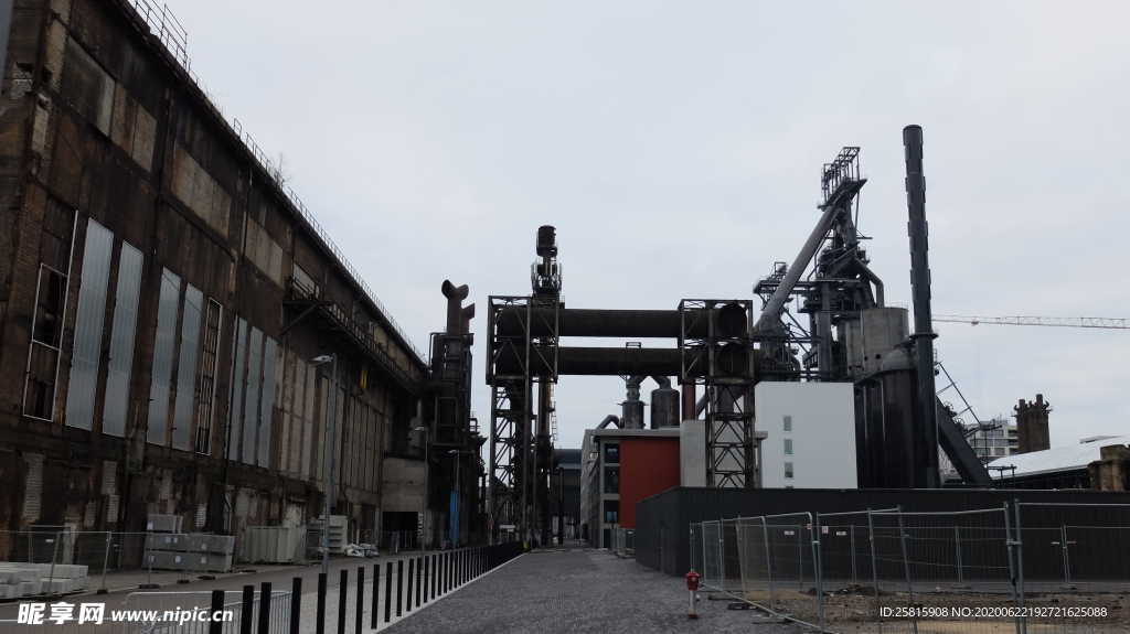 卢森堡城堡古堡建筑图片