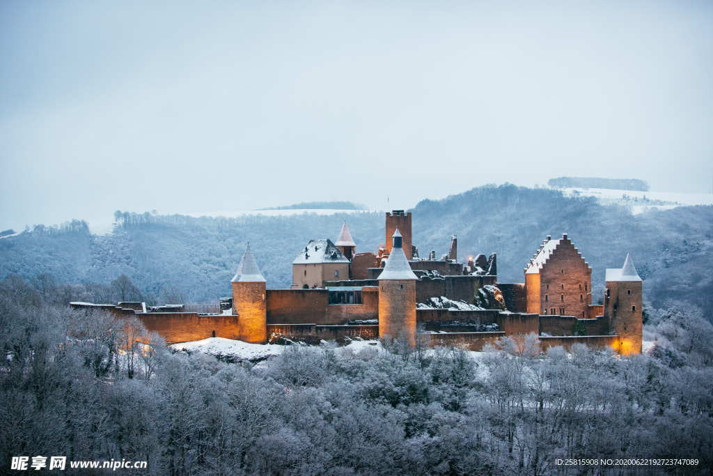 卢森堡城堡古堡建筑图片