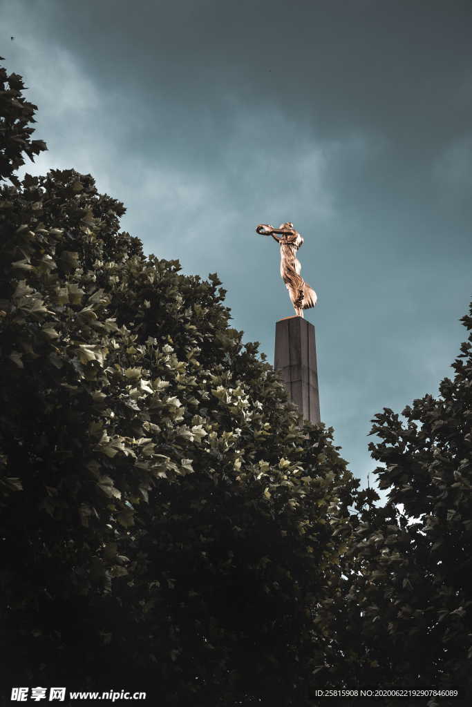 卢森堡城堡古堡建筑图片