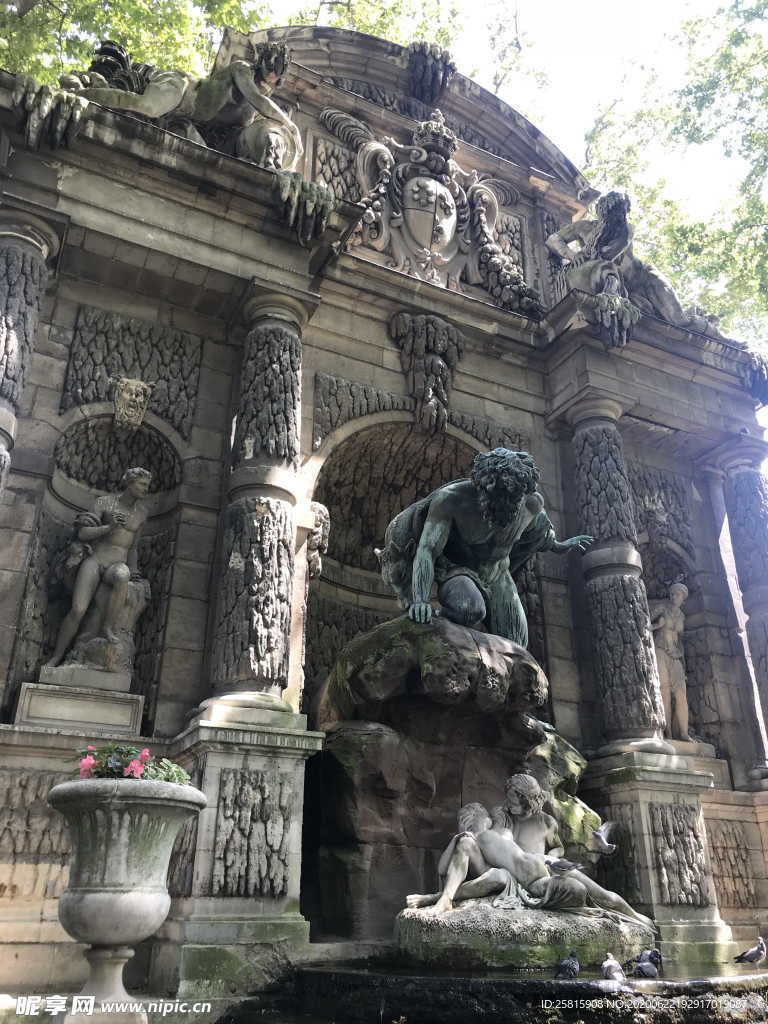 卢森堡城堡古堡建筑图片