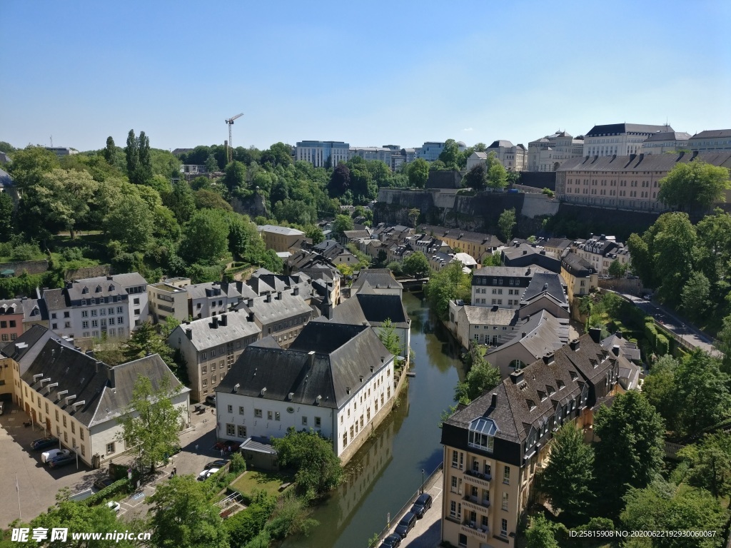 卢森堡城堡古堡建筑图片