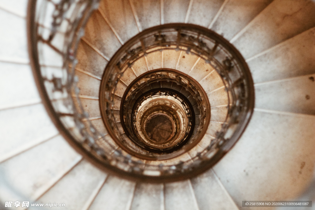 螺旋楼梯旋转楼梯