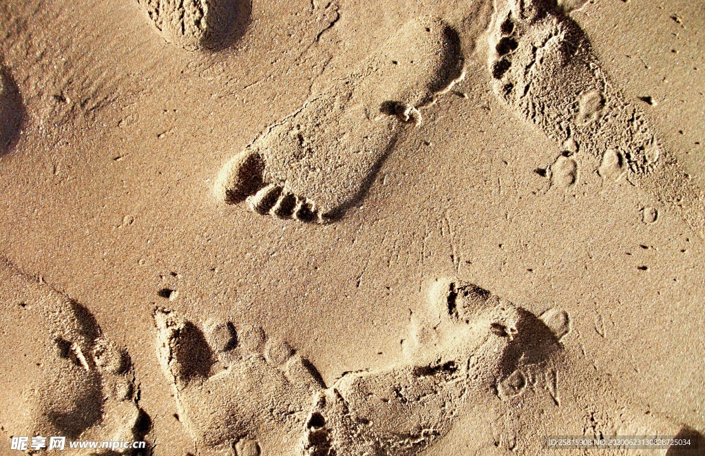 脚印鞋印足迹痕迹图片