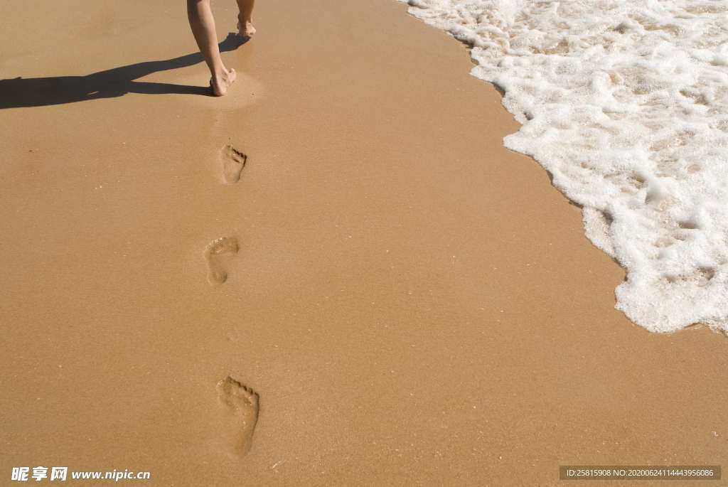 脚印鞋印足迹痕迹图片