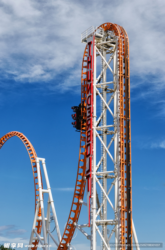 过山车惊险刺激图片