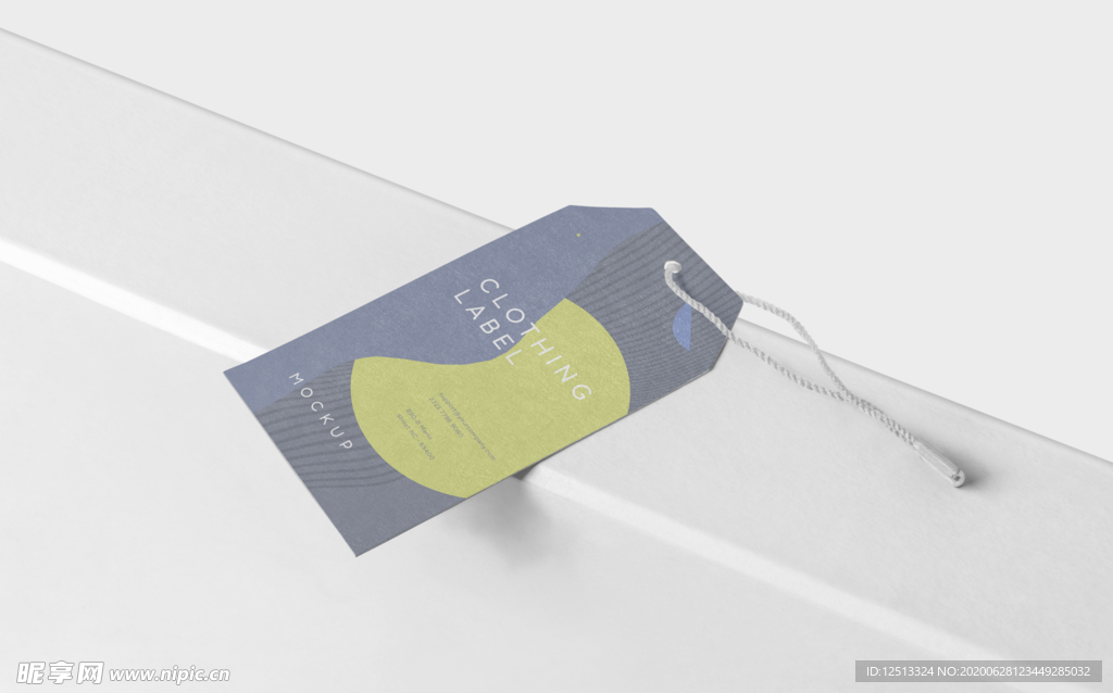 服装吊牌