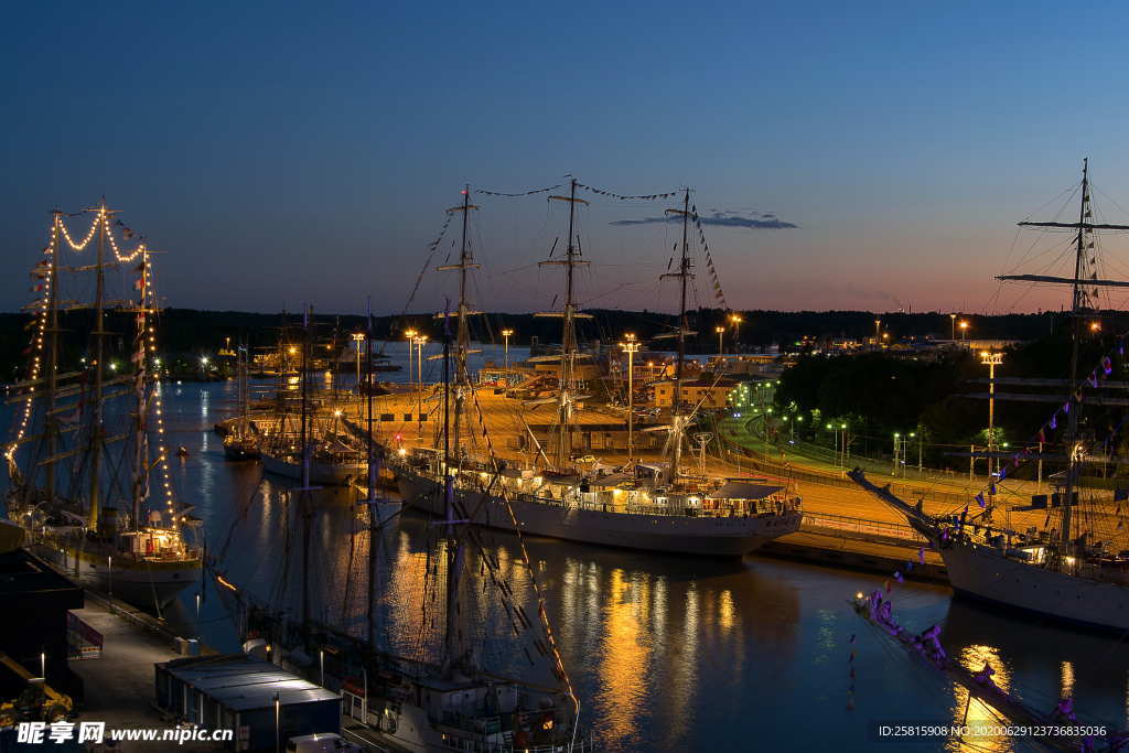 芬兰图尔库城市风景图片