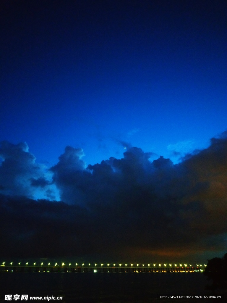 晚霞 海边 天空