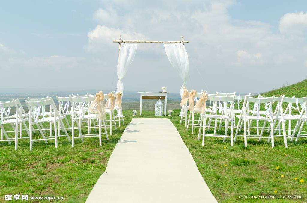 西式海边草坪婚礼