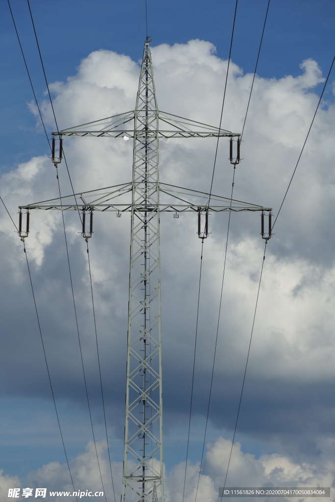 高压电塔