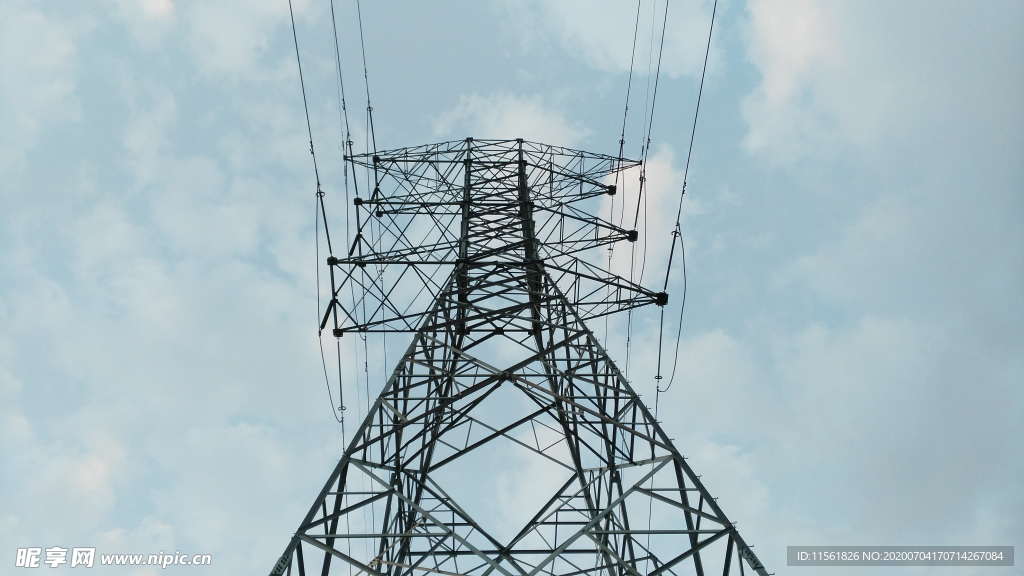 高压电塔