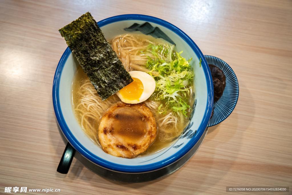 面条 米粉 美食