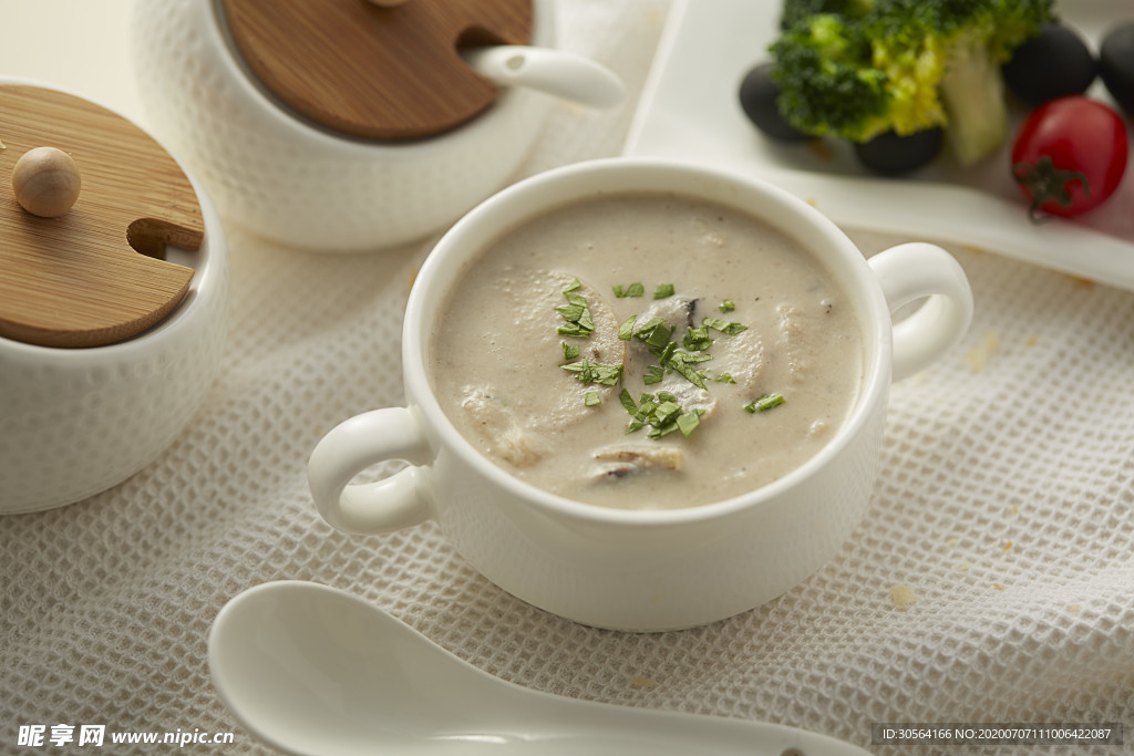 养生菌汤高汤补品背景素材