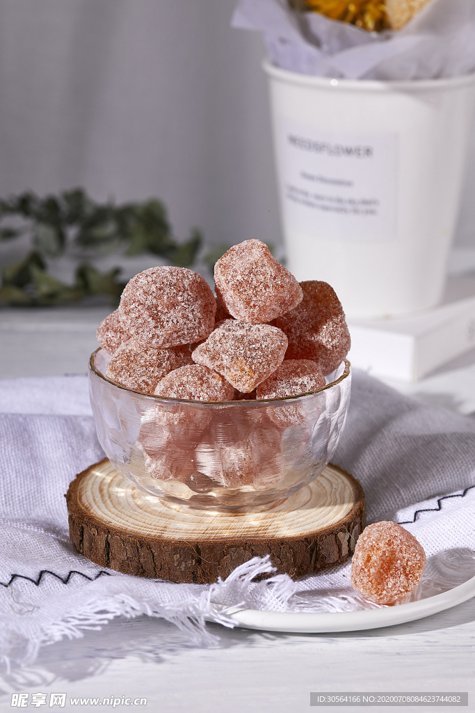 话梅干果零食休闲背景素材